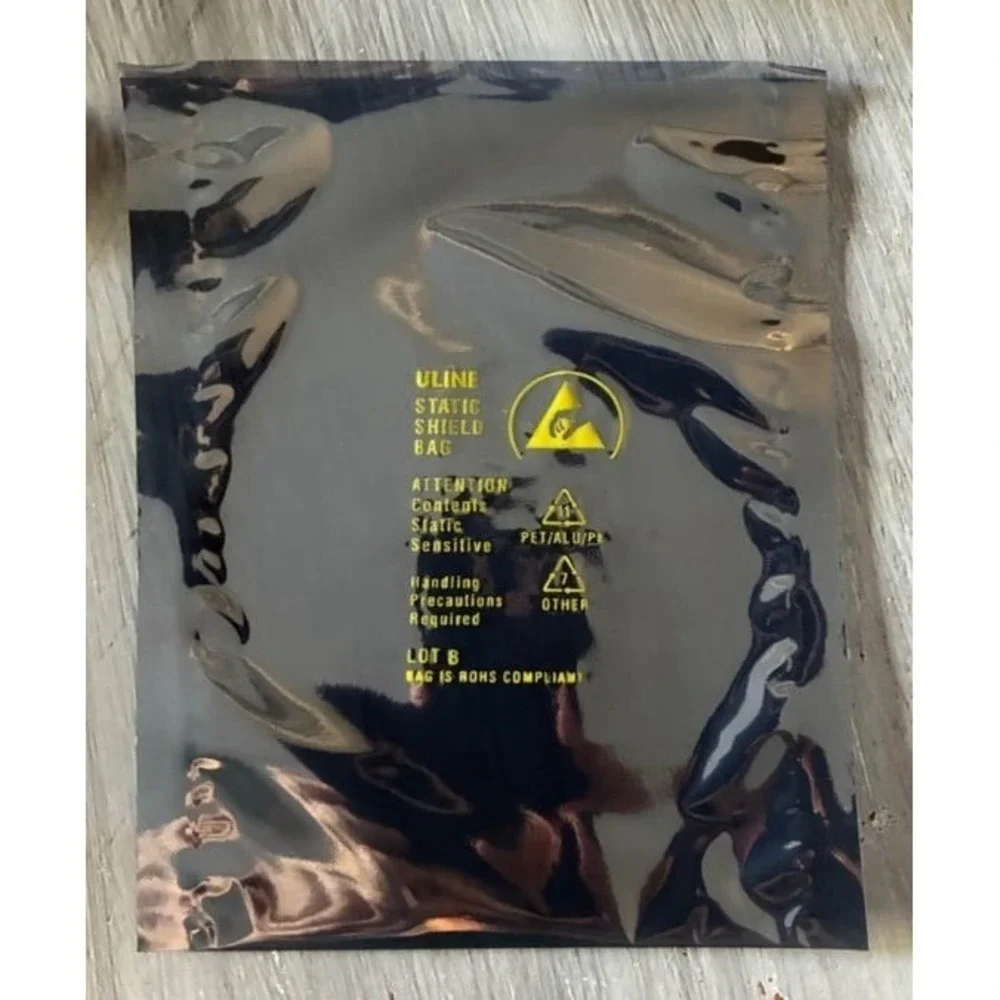 100- Static Shielding Bags ULINE S-1313 size 4x6